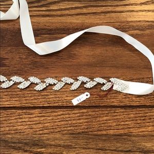 Bridal sash in ivory